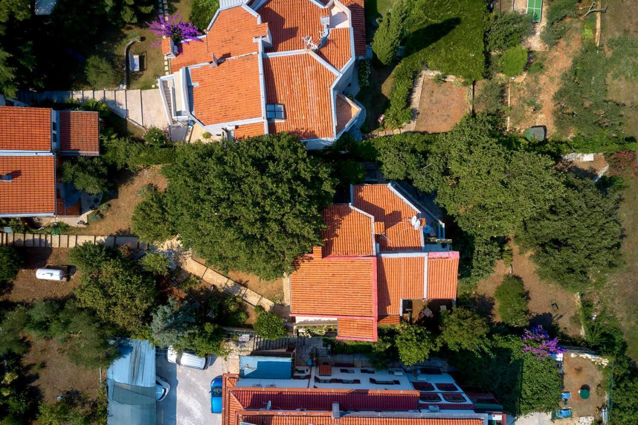 Apartments Dracice 1019 班约勒 外观 照片