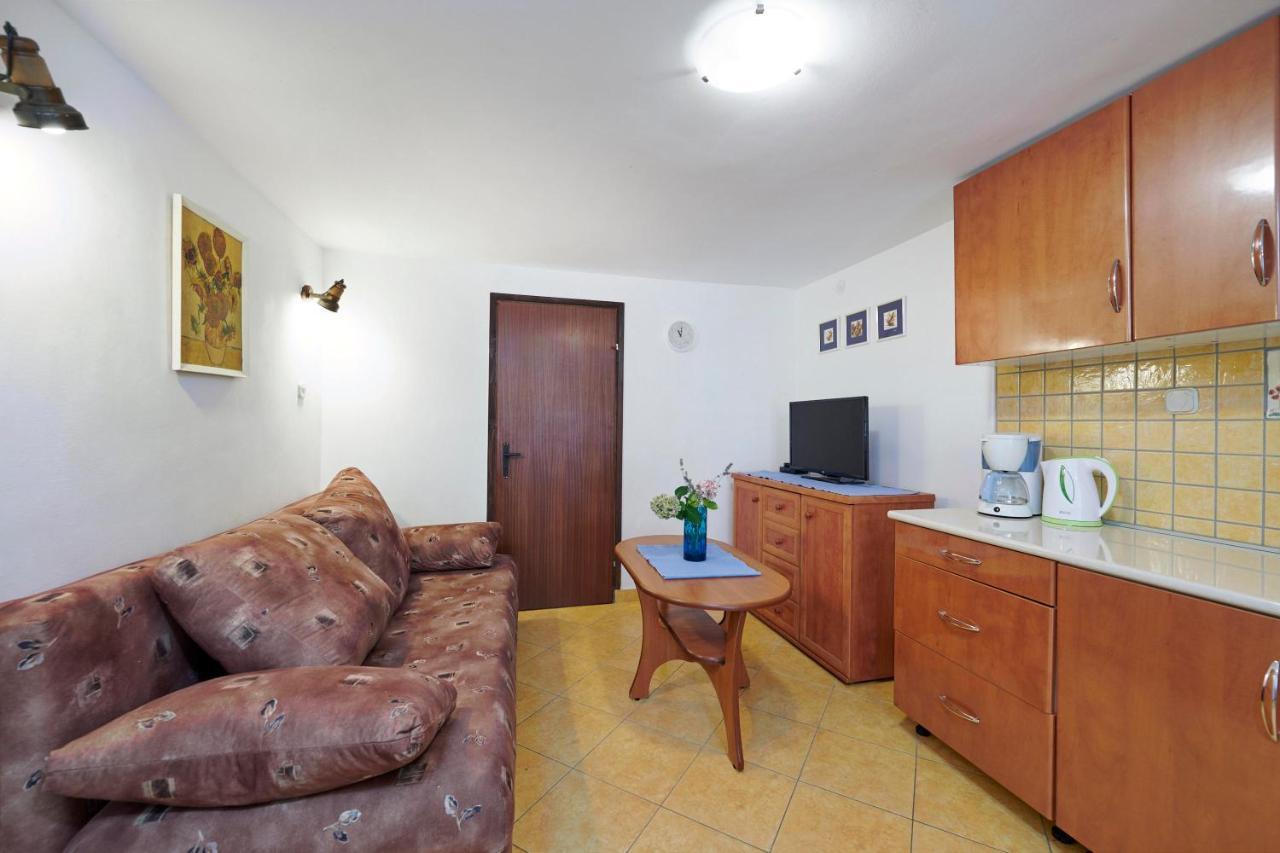 Apartments Dracice 1019 班约勒 外观 照片